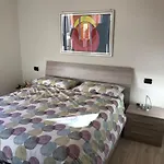 Bellavista Giulia On アパート