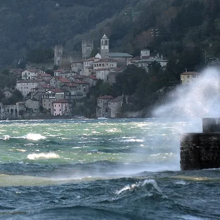 Bellavista Giulia On Дервио